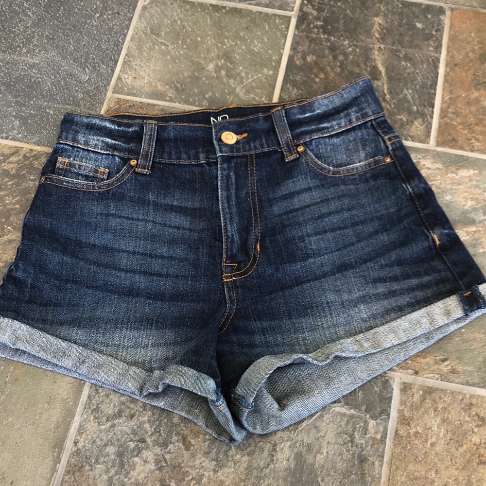 No BOUnDries size 1 high rise short